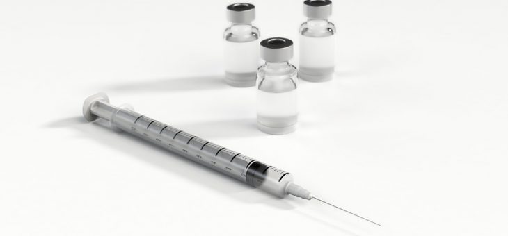 A no bajar la guardia: embarazadas y niños deben vacunarse contra la gripe