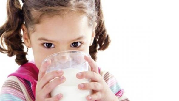 Sobre la importancia de la leche en la alimentación del niño